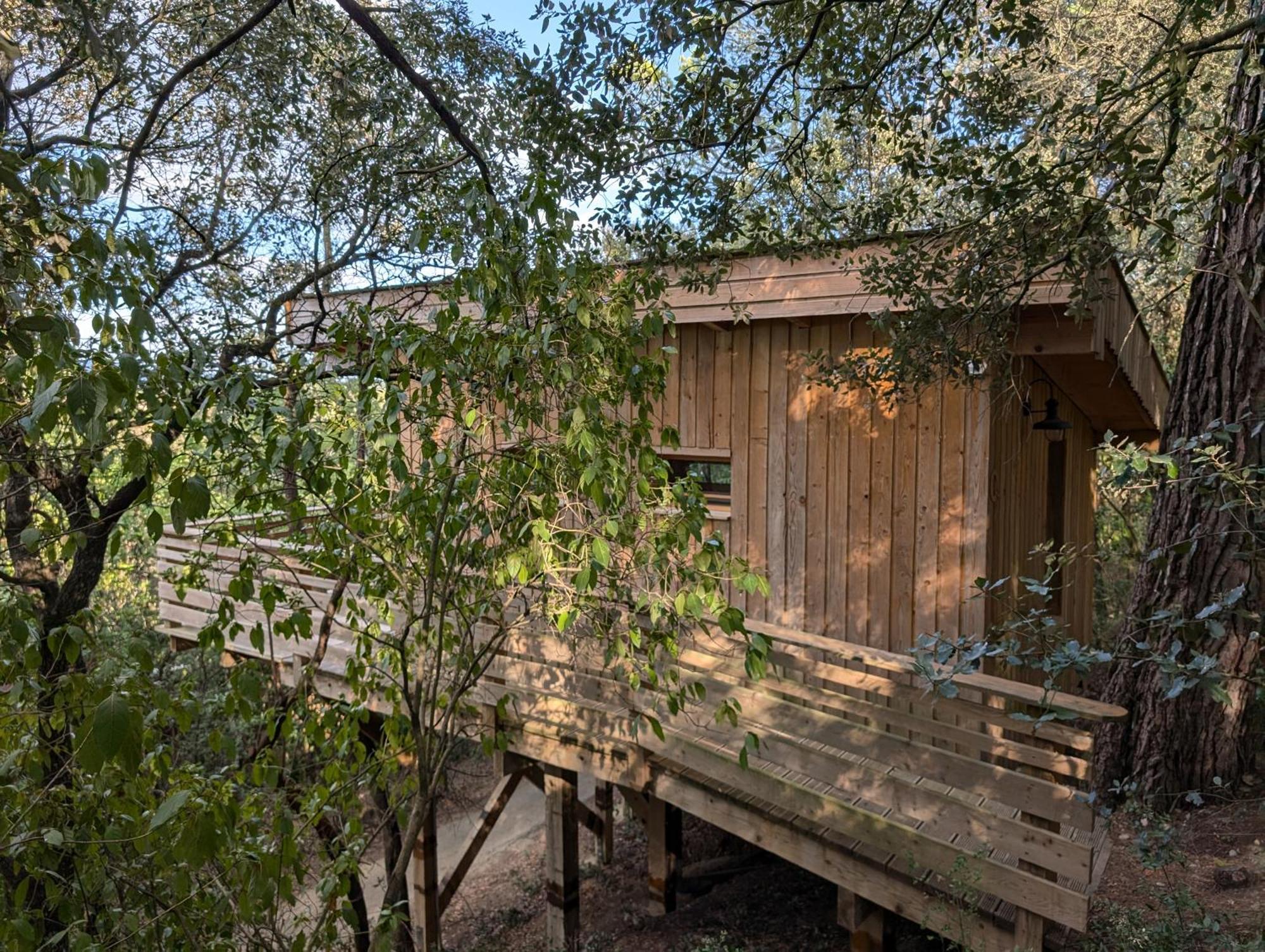 Les Cabanes Dans Les Bois Logis Hotel Villedubert Экстерьер фото