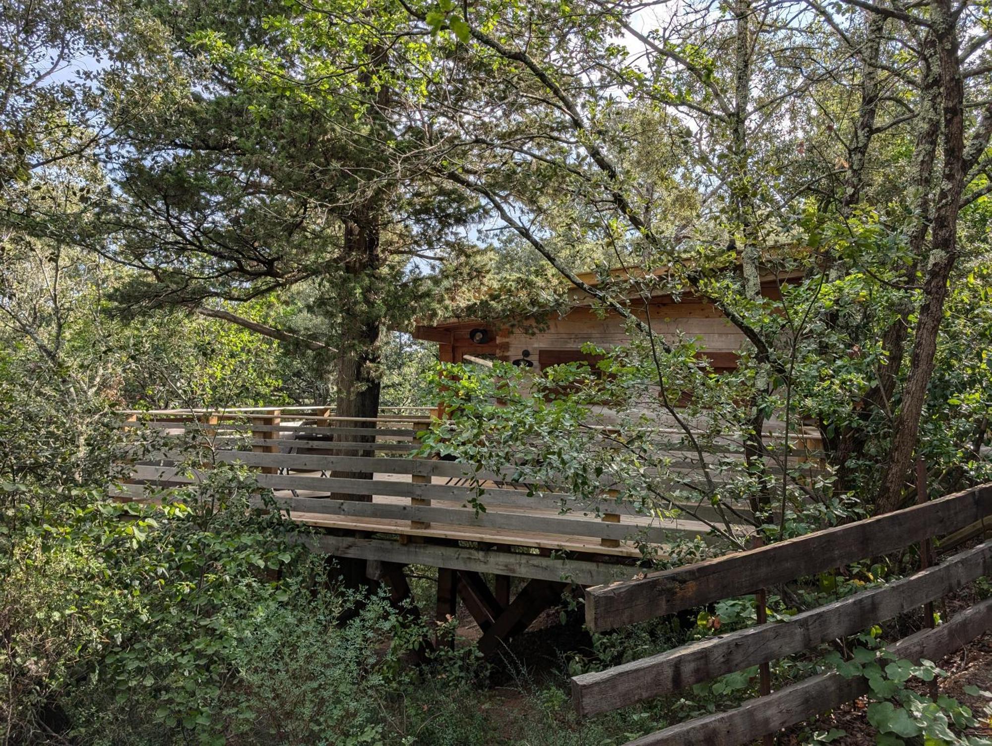 Les Cabanes Dans Les Bois Logis Hotel Villedubert Экстерьер фото